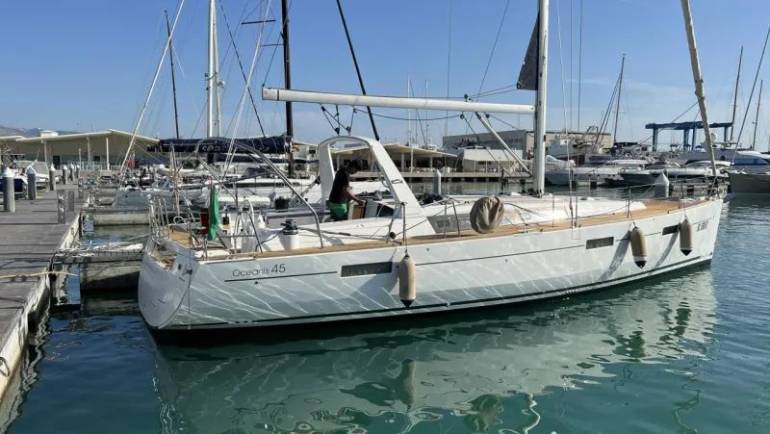 Beneteau 45